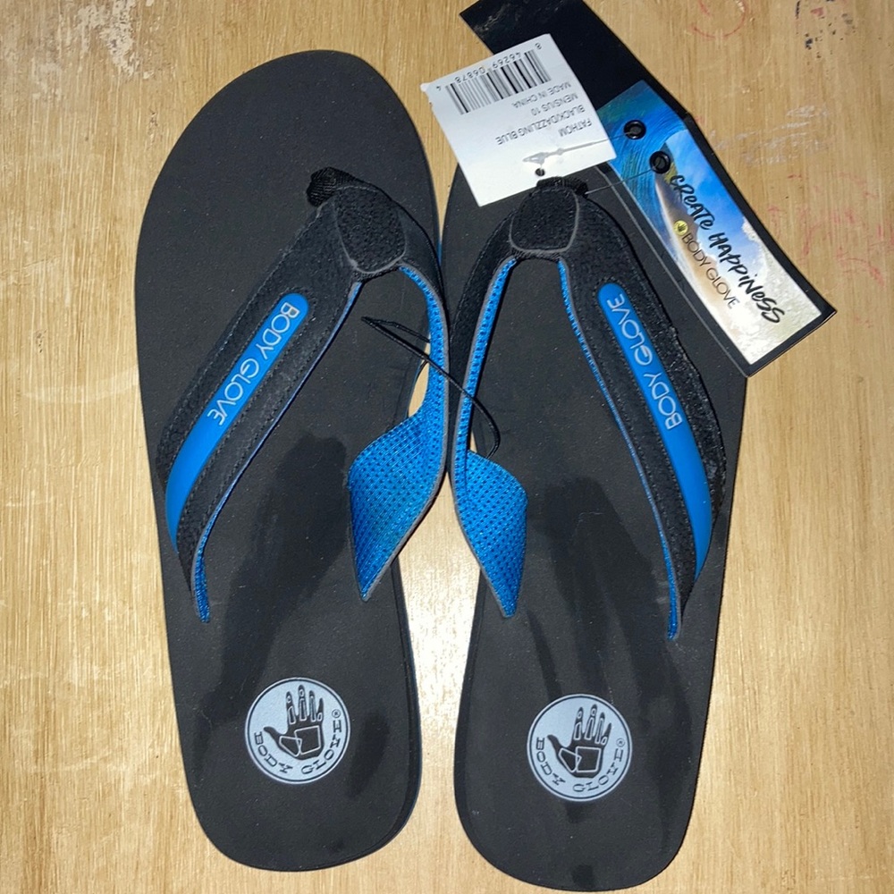 Black and blue flip flops.